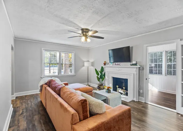 Forest Hills Cottage